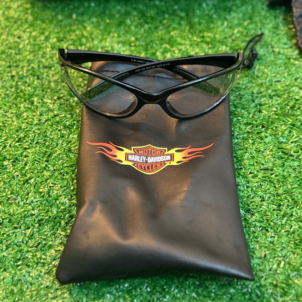 Harley-Davidson Black Leather Accessory Set - Picture 3 of 9